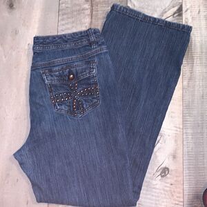 CODE BLEU -Brigitte style  STUDDED POCKET‎ jeans- size 12